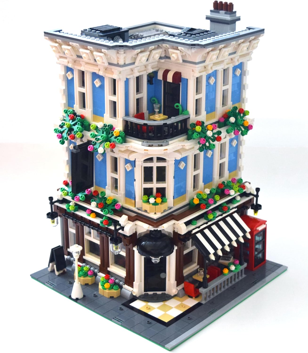 The Queen Modular City Building Blocks Bricks Set - Victorian Building Blocks
